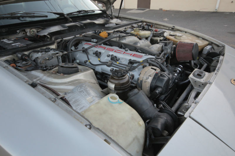 Illustration for article titled How much Porsche does $800 buy? - The story of my Porsche 944 S